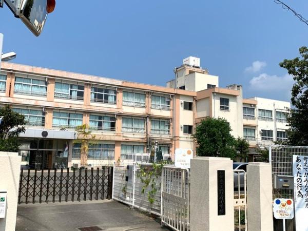 和歌山市野崎　アパート一棟(和歌山市立野崎小学校)