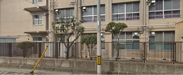 大阪市西成区南津守４丁目の中古一戸建て(大阪市立玉出中学校)