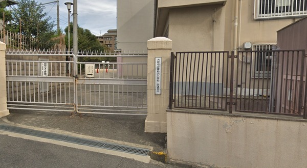 大阪市住吉区帝塚山西４丁目の中古一戸建て(大阪市立東粉浜小学校)