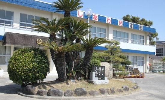 西尾市一色町治明新切の中古一戸建て(西尾市立一色西部小学校)