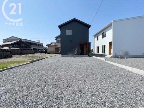 西尾市一色町治明新切の中古一戸建て