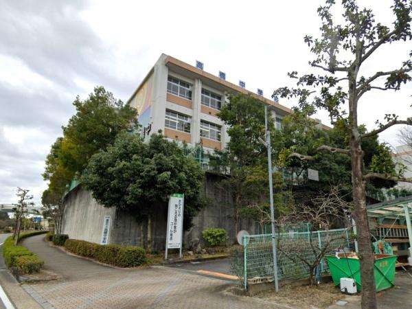 豊田市上野町２丁目の土地(豊田市立高橋中学校)