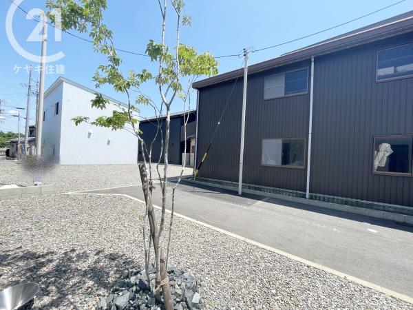 西尾市一色町治明新切の中古一戸建て