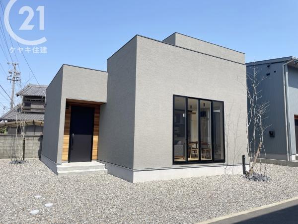 西尾市一色町治明新切　A棟