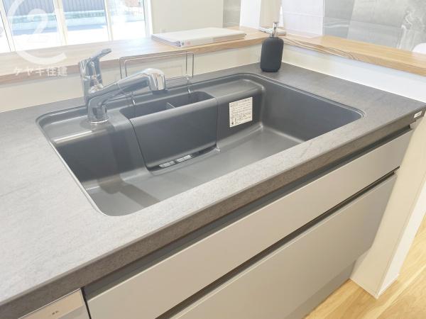 西尾市一色町治明新切の中古一戸建て