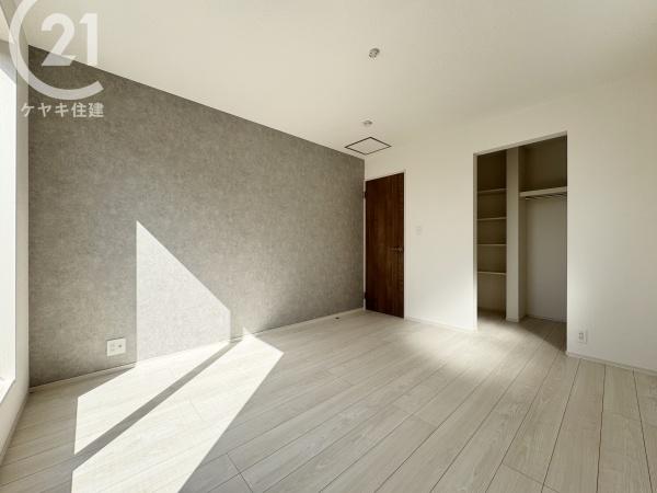 高浜市向山町1丁目　1号棟
