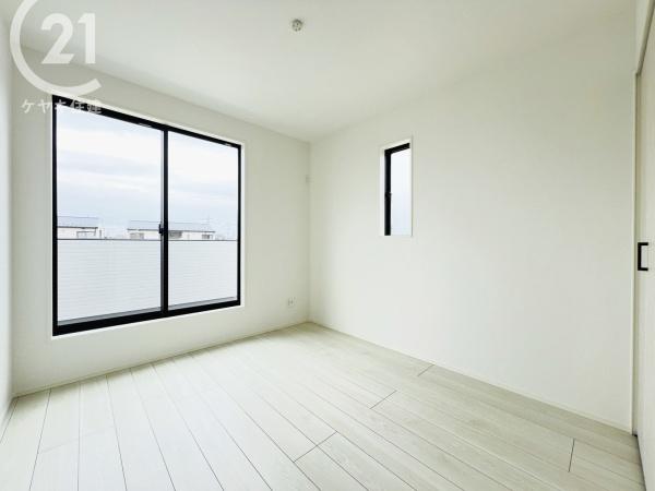 碧南市六軒町3棟　2号棟　グラファーレ