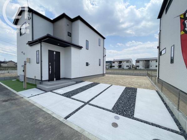 碧南市六軒町3棟　2号棟　グラファーレ