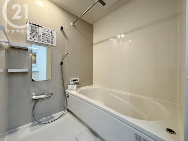 高浜市春日町三丁目　A棟