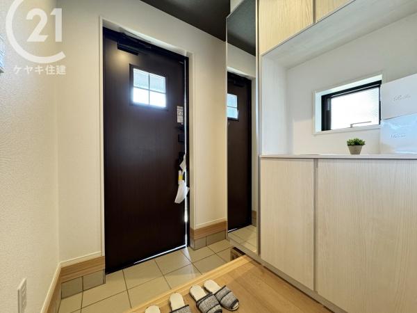 高浜市屋敷町3棟　1号棟　グラファーレ