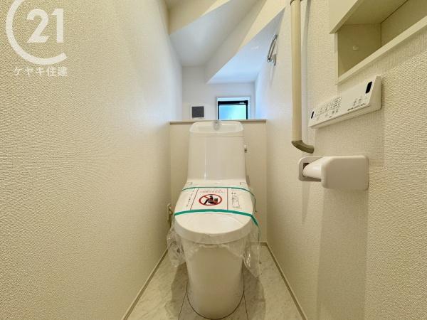 高浜市屋敷町2期4棟　2号棟　グラファーレ