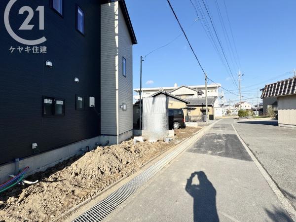 高浜市呉竹町3期3棟　1号棟　グラファーレ