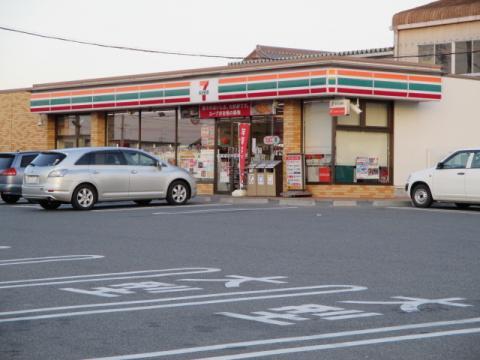 高浜市稗田町2棟 1号棟 グラファーレ(セブンイレブン高浜稗田町店)