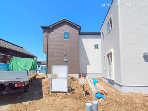 碧南市錦町４丁目の新築一戸建
