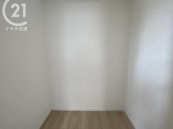 西尾市一色町一色　第22　1号棟
