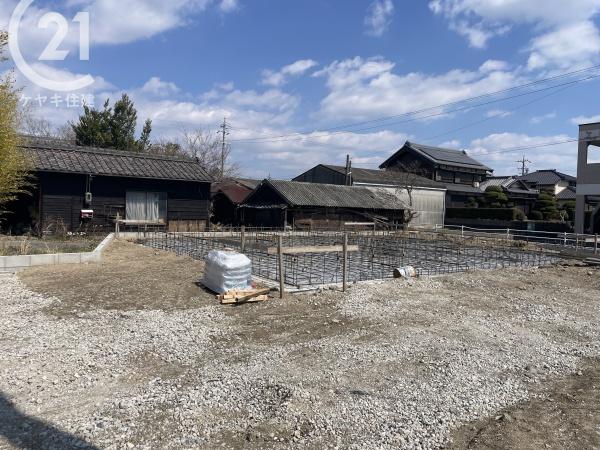 西尾第65一色町松木島　5号棟