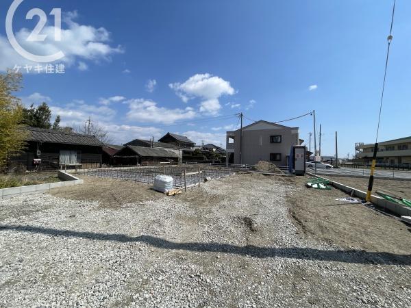 西尾第65一色町松木島　5号棟