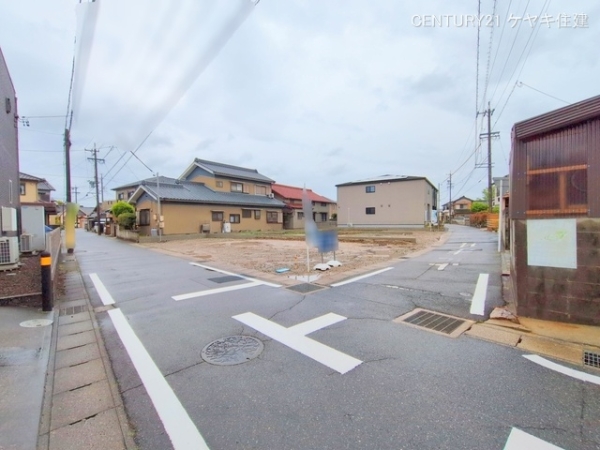 西尾市寺津町北馬場の新築一戸建