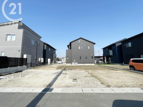 西尾市一色町松木島　1号棟