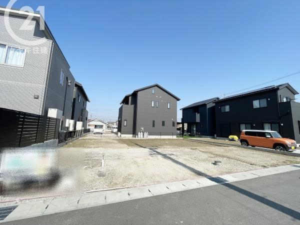 西尾市一色町松木島　1号棟