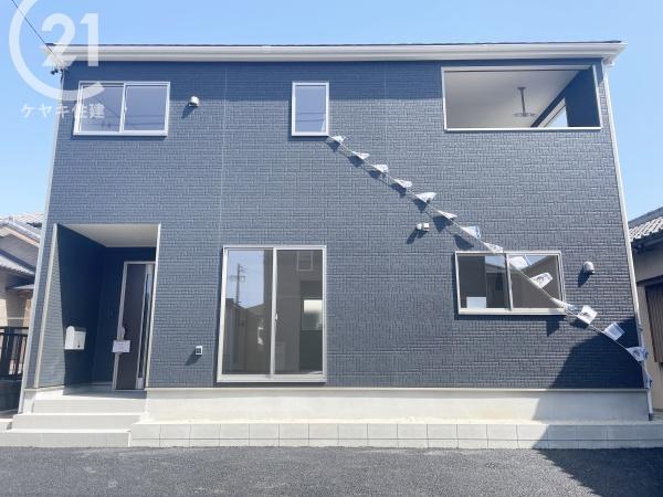 西尾市一色町一色　第23　2号棟