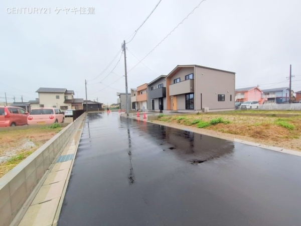 西尾市熊味町小松島の新築一戸建