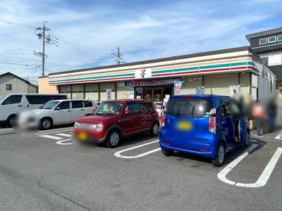 エスポワール米津(セブンイレブン西尾桜町店)