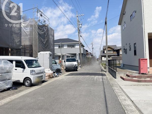 西尾市一色町一色　第25　2号棟