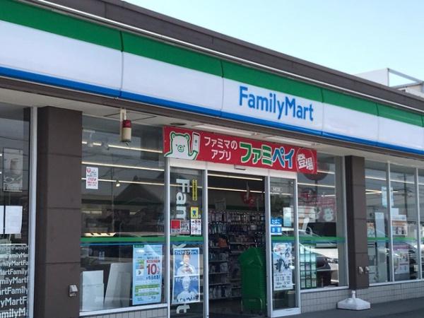 西尾市一色町一色 第25 2号棟(ファミリーマート一色前新田店)