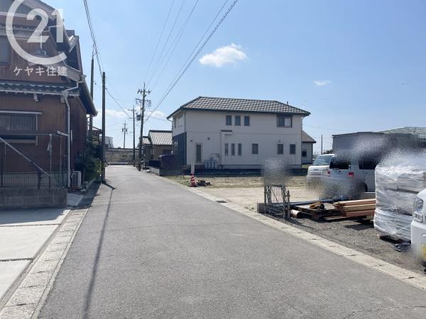 西尾市一色町一色　第25　2号棟