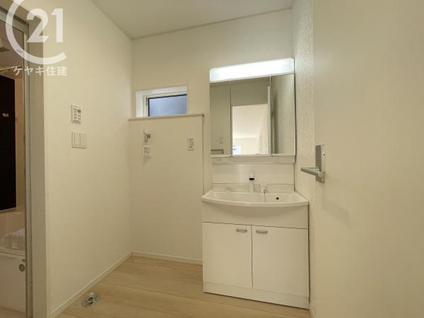 碧南市池下町　第4　2号棟