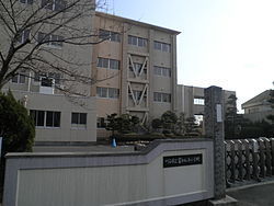 刈谷市泉田町絵下城 1号棟(刈谷市立富士松南小学校)
