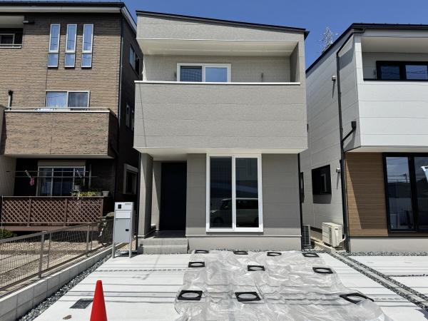 安城市篠目町四丁目　B棟