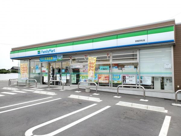 安城市赤松町本郷 B棟(ファミリーマート安城赤松店)