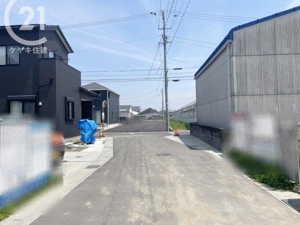 西尾市一色町松木島宮東　L棟
