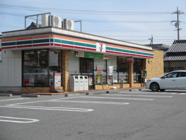碧南市堀方町2丁目の中古一戸建て(セブンイレブン碧南堀方町店)