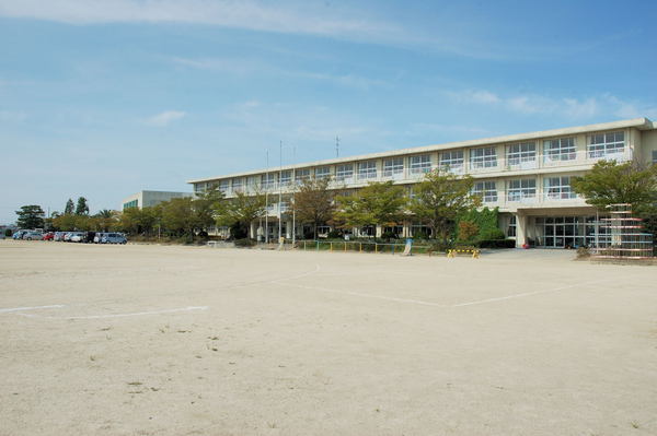 刈谷市司町 3号棟(刈谷市立依佐美中学校)