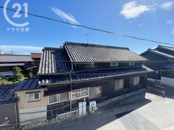 西尾第64一色町　1号棟