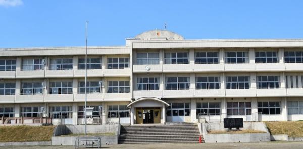 知多郡美浜町美浜緑苑１丁目の中古一戸建て(美浜町立上野間小学校)