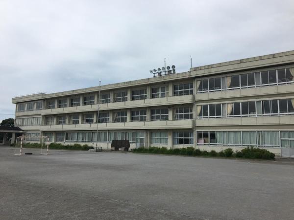 知多郡美浜町美浜緑苑１丁目の中古一戸建て(美浜町立野間中学校)