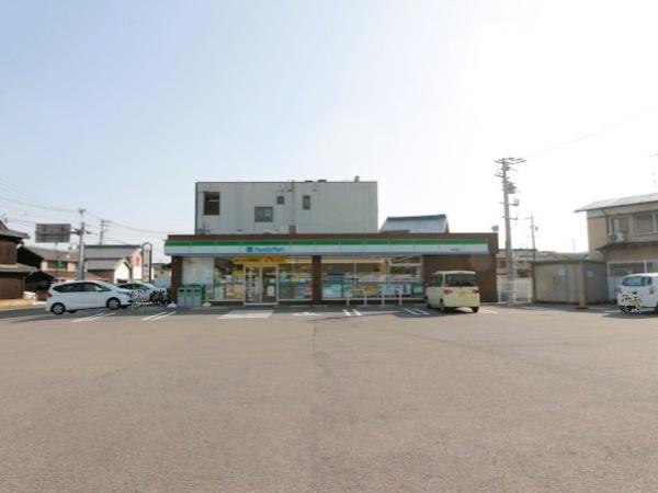 蒲郡市形原町南新田の土地(ファミリーマート蒲郡形原店)