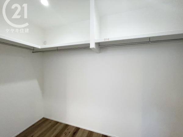 西尾市一色町治明新切の中古一戸建て