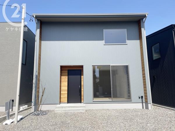 西尾市一色町治明新切　B棟