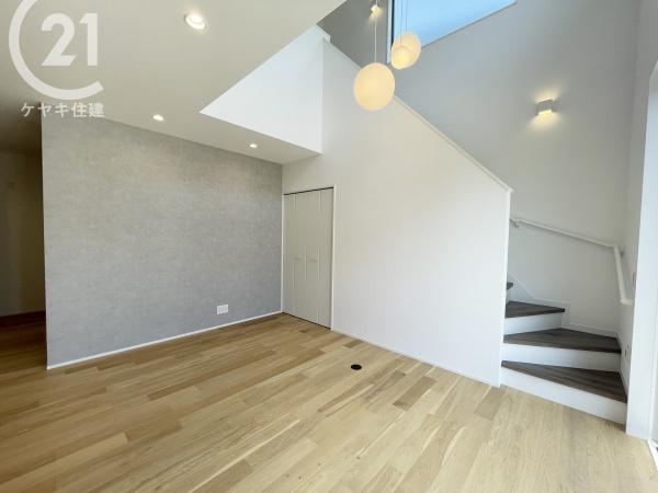 西尾市一色町治明新切の中古一戸建て