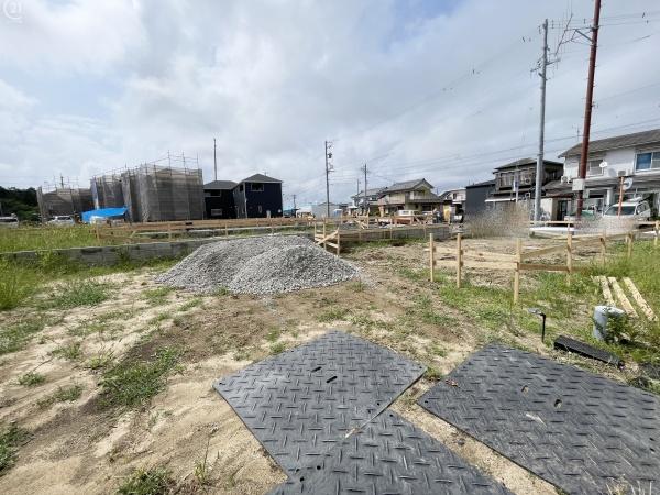 西尾市一色町味浜　第1015号棟