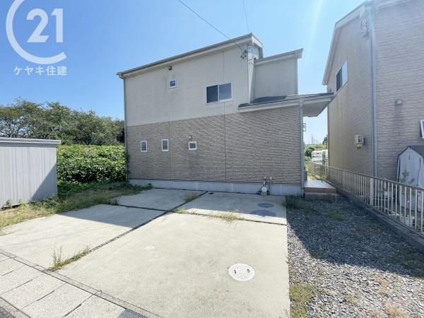 西尾市笹曽根町上新畑の中古一戸建て