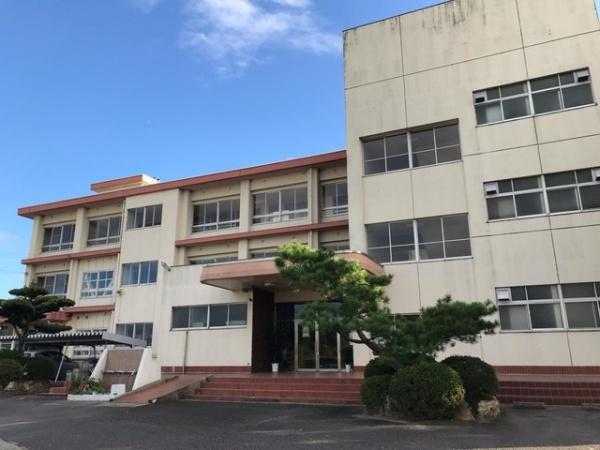 西尾第66家武町　1号棟(西尾市立室場小学校)