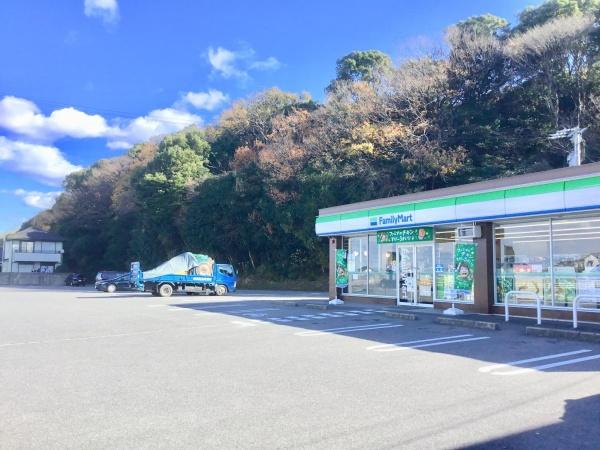 西尾第66家武町　1号棟(ファミリーマート西尾駒場店)