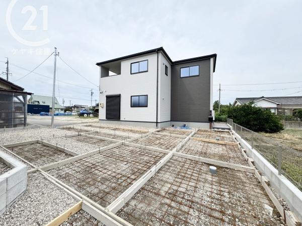 西尾市寺津町天王山　2号棟