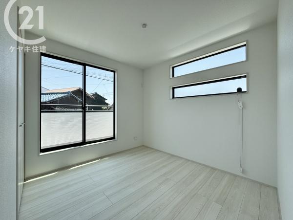 高浜市屋敷町2期4棟　1号棟　グラファーレ